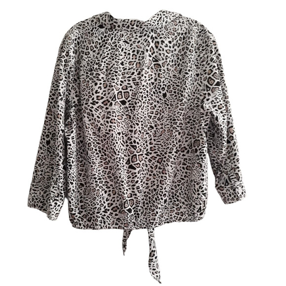 Chico's Wrinkle Resistant Top Blouse Women's Size 3- XL/ 16 Leopard Print Front - Picture 2 of 10